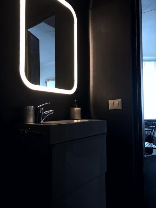 Brera Luxury Cozy Flat! Lejlighed Milano Eksteriør billede